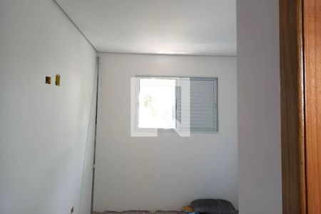 Casa à venda com 2 quartos, 54m² em Utinga, Santo André