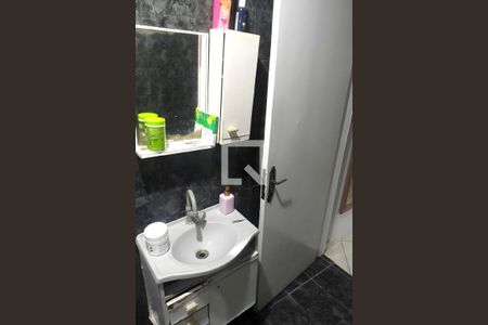 Casa à venda com 3 quartos, 144m² em Condomínio Maracanã, Santo André