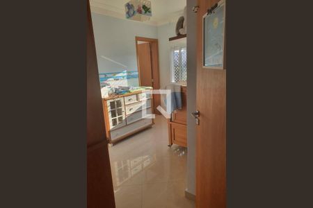 Casa à venda com 3 quartos, 251m² em Campestre, Santo André