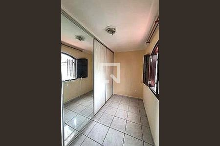 Casa à venda com 4 quartos, 125m² em Jardim Marek, Santo André