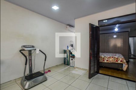 Escritório de casa à venda com 3 quartos, 150m² em Vila Curuçá, Santo André