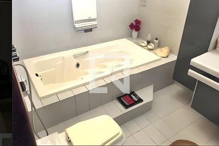 Casa à venda com 3 quartos, 240m² em Jardim Bela Vista, Santo André