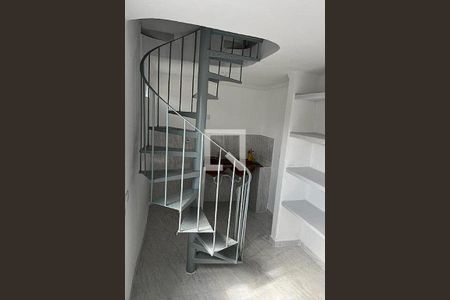 Casa à venda com 2 quartos, 150m² em Parque Novo Oratório, Santo André