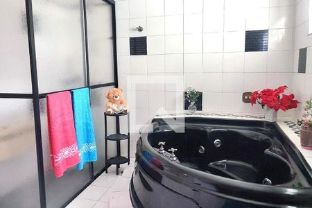 Casa à venda com 3 quartos, 268m² em Tamanduateí 4, Santo André