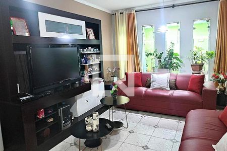 Casa à venda com 3 quartos, 268m² em Tamanduateí 4, Santo André