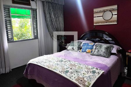 Casa à venda com 3 quartos, 268m² em Tamanduateí 4, Santo André