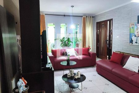 Casa à venda com 3 quartos, 268m² em Tamanduateí 4, Santo André