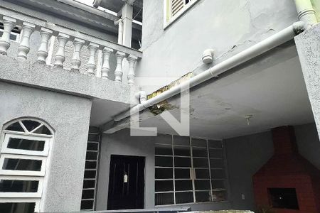 Casa à venda com 3 quartos, 268m² em Tamanduateí 4, Santo André