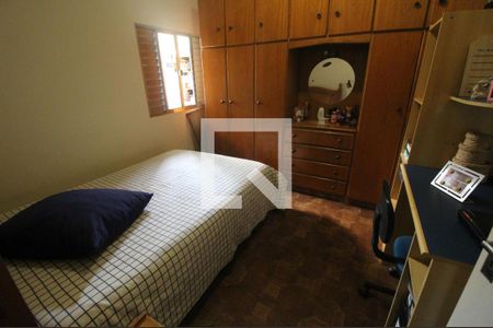 Casa à venda com 2 quartos, 206m² em Vila Curuçá, Santo André