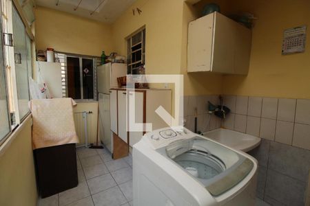 Casa à venda com 2 quartos, 206m² em Vila Curuçá, Santo André