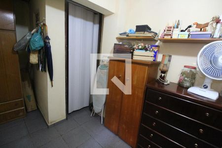 Casa à venda com 2 quartos, 206m² em Vila Curuçá, Santo André
