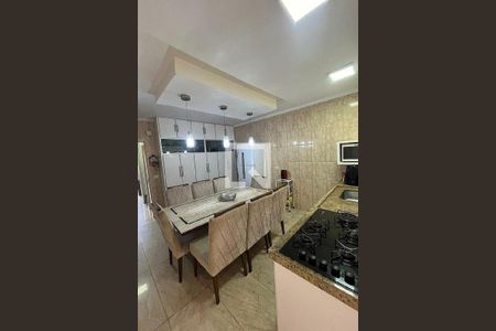 Casa à venda com 3 quartos, 160m² em Vila Metalúrgica, Santo André