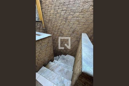 Casa à venda com 3 quartos, 160m² em Vila Metalúrgica, Santo André