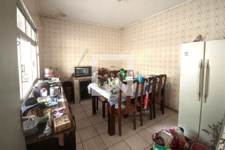 Casa à venda com 4 quartos, 300m² em Santa Maria, Santo André