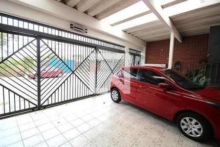 Casa à venda com 3 quartos, 300m² em Vila Curuçá, Santo André