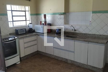 Casa à venda com 3 quartos, 300m² em Vila Camilópolis, Santo André