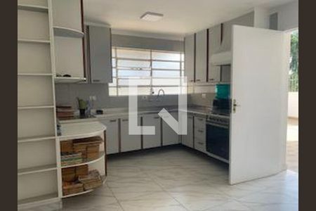 Casa à venda com 3 quartos, 147m² em Vila Curuçá, Santo André