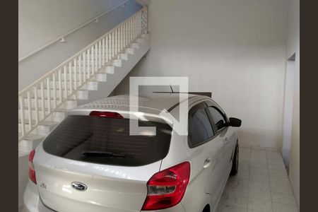 Casa à venda com 3 quartos, 150m² em Parque João Ramalho, Santo André