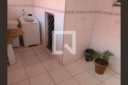 Casa à venda com 3 quartos, 150m² em Parque João Ramalho, Santo André