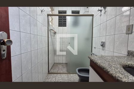 Banheiro de casa à venda com 1 quarto, 125m² em Vila Leopoldina, Santo André