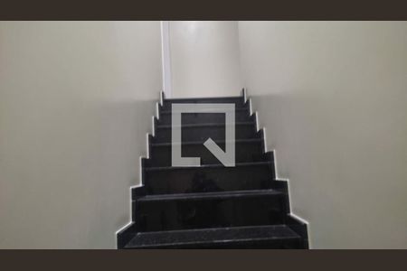 Casa à venda com 3 quartos, 100m² em Santa Terezinha, Santo André