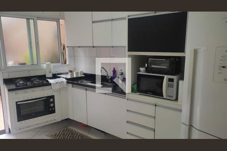 Casa à venda com 3 quartos, 100m² em Santa Terezinha, Santo André