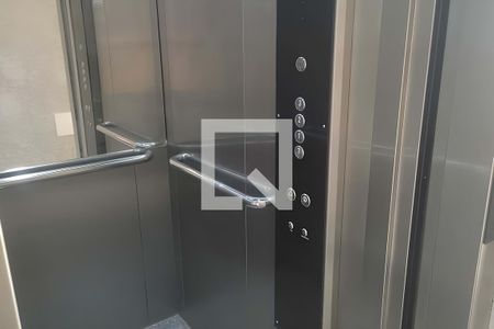 Apartamento à venda com 2 quartos, 67m² em Jardim Santo Antônio, Santo André