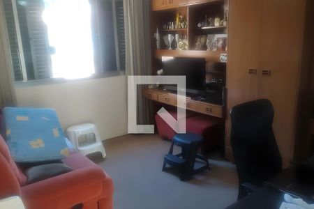 Casa à venda com 3 quartos, 300m² em Vila Curuçá, Santo André