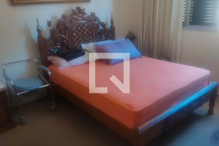 Casa à venda com 3 quartos, 300m² em Vila Curuçá, Santo André