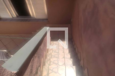 Casa à venda com 3 quartos, 300m² em Vila Curuçá, Santo André