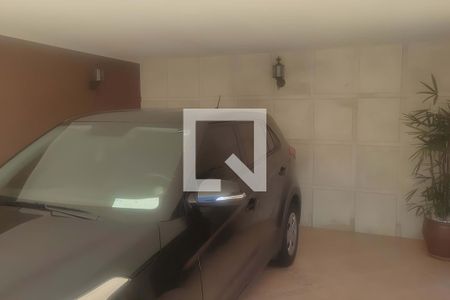 Casa à venda com 3 quartos, 300m² em Vila Curuçá, Santo André