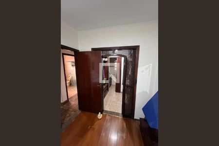 Casa à venda com 3 quartos, 336m² em Parque das Nações, Santo André