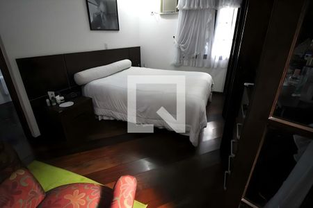 Casa à venda com 3 quartos, 362m² em Vila América, Santo André