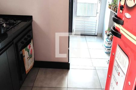 Casa à venda com 2 quartos, 222m² em Parque das Nações, Santo André