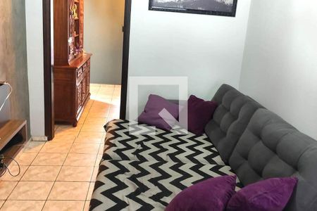 Casa à venda com 2 quartos, 222m² em Parque das Nações, Santo André