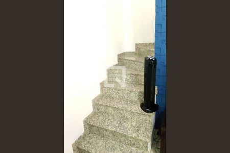 Casa à venda com 2 quartos, 61m² em Jardim Utinga, Santo André
