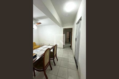 Casa à venda com 4 quartos, 300m² em Parque das Nações, Santo André