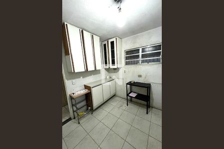 Casa à venda com 4 quartos, 300m² em Parque das Nações, Santo André