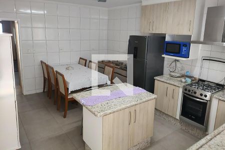Casa à venda com 3 quartos, 120m² em Vila Camilópolis, Santo André