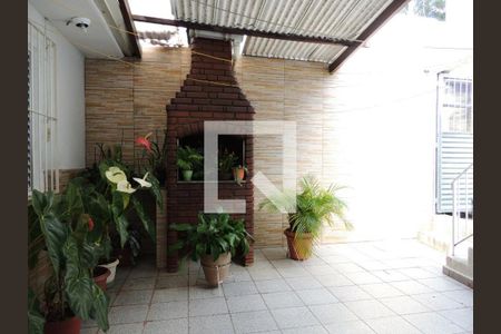 Casa à venda com 3 quartos, 259m² em Utinga, Santo André