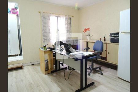 Casa à venda com 3 quartos, 259m² em Utinga, Santo André