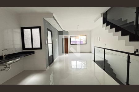 Sala de casa à venda com 2 quartos, 111m² em Jardim das Maravilhas, Santo André