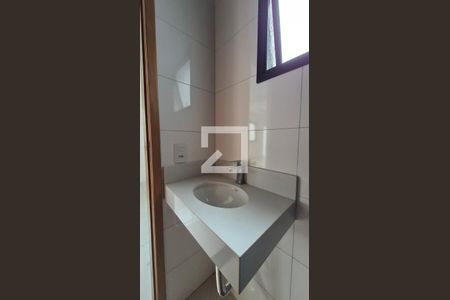 Lavabo de casa à venda com 2 quartos, 77m² em Jardim das Maravilhas, Santo André
