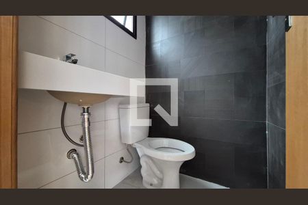 Lavabo de casa à venda com 2 quartos, 77m² em Jardim das Maravilhas, Santo André