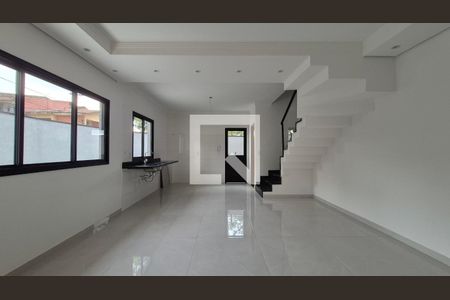 Sala de casa à venda com 2 quartos, 77m² em Jardim das Maravilhas, Santo André