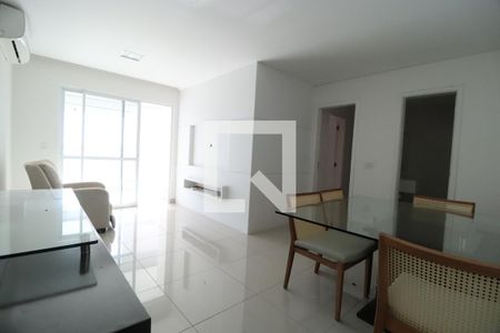 Sala de apartamento para alugar com 3 quartos, 110m² em Centro, Uberlândia
