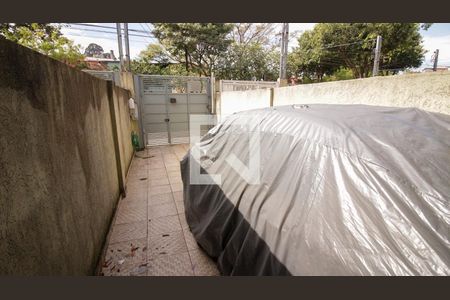 Garagem de casa à venda com 2 quartos, 75m² em Vila Primavera, São Paulo
