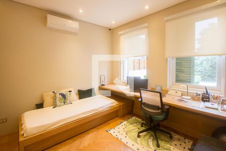 Casa à venda com 3 quartos, 225m² em Brooklin Novo, São Paulo