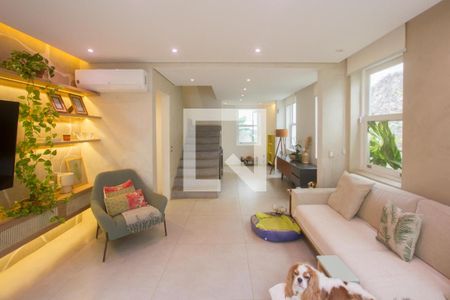 Sala de casa à venda com 3 quartos, 225m² em Brooklin Novo, São Paulo