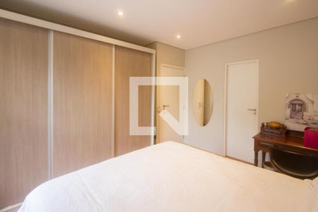 Suíte de casa à venda com 3 quartos, 225m² em Brooklin Novo, São Paulo